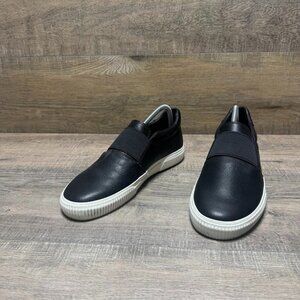 Vince Kirkland Black Leather Slip On Sneakers Women's Size 9